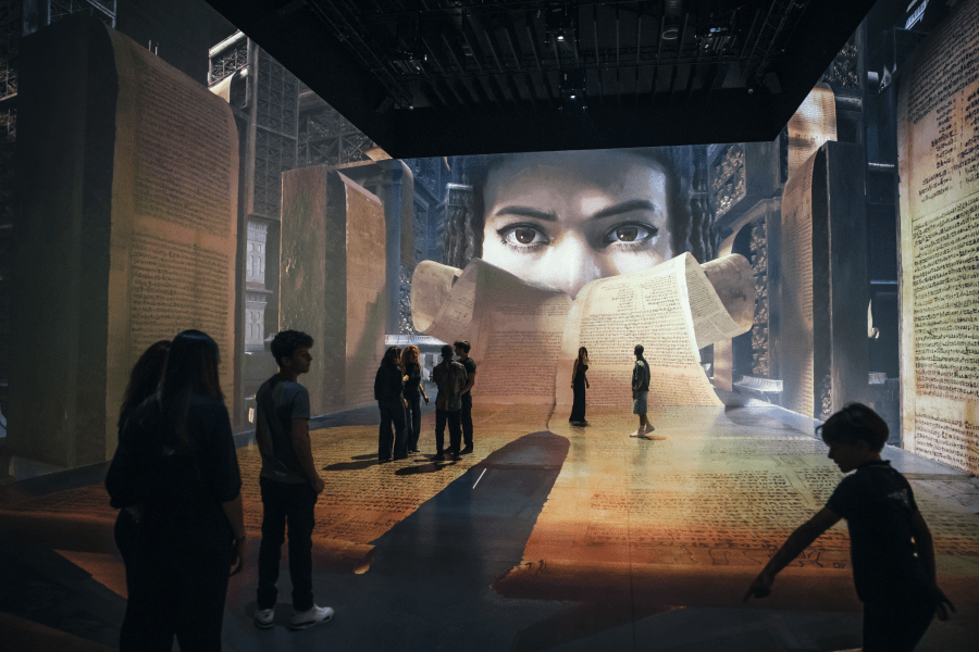 360 Surrounding Video